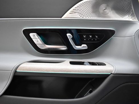 Certified 2025 Mercedes-Benz AMG GT 63 image 16