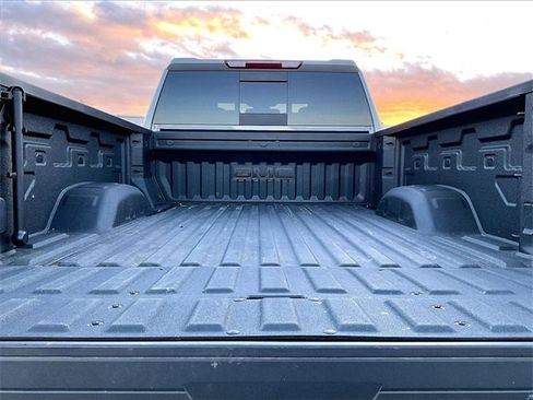 Used 2025 GMC Sierra 2500 SLE w/ SLE Value Package; image 22