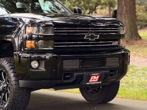 Used 2015 Chevrolet Silverado 2500 LTZ w/ Duramax Plus Package image 9
