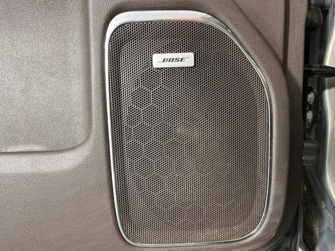 Used 2017 GMC Sierra 1500 SLT w/ SLT Premium Package image 19