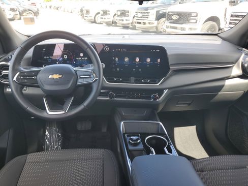 Used 2026 Chevrolet Equinox LT FWD image 15