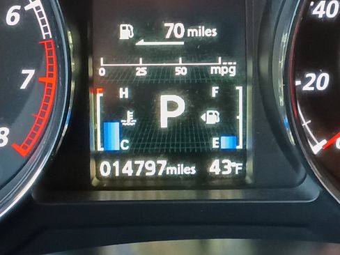 Used 2025 Mitsubishi Outlander Sport SE image 2