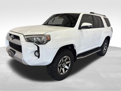 Used 2019 Toyota 4Runner SR5 Premium image 1