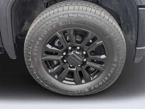 Used 2023 GMC Sierra 2500 Denali w/ Denali Black Diamond Edition image 10