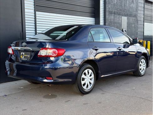 Used 2012 Toyota Corolla L image 3