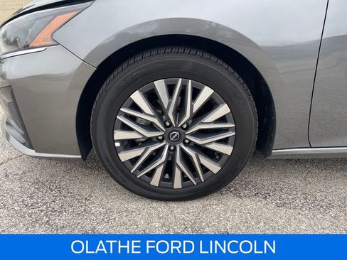 Used 2025 Nissan Altima 2.5 SV FWD image 26