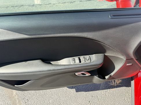 Used 2023 Dodge Challenger SXT image 13