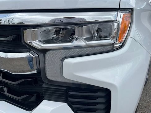 Used 2024 Chevrolet Silverado 1500 LT AWD/4WD image 4