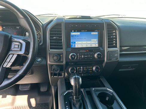 Used 2018 Ford F150 Raptor w/ Equipment Group 802A Luxury AWD/4WD image 17