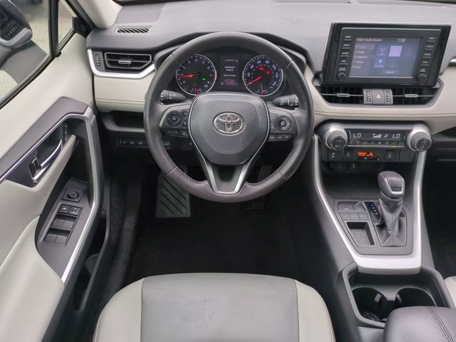 Used 2019 Toyota RAV4 XLE Premium w/ Cold Weather Package FWD image 17