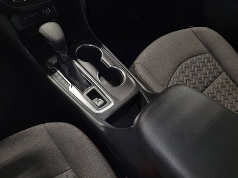 Used 2024 Chevrolet Equinox LT image 22