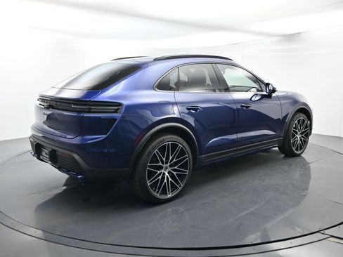 Certified 2024 Porsche Macan Turbo Electric image 15