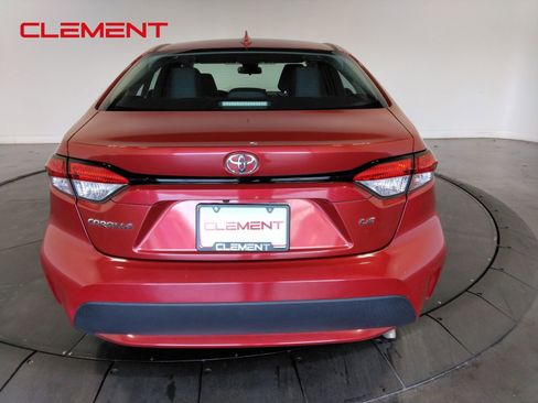 Used 2020 Toyota Corolla LE image 7