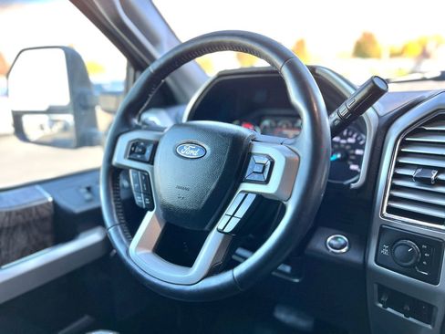 Used 2017 Ford F250 Lariat w/ Lariat Ultimate Package image 11