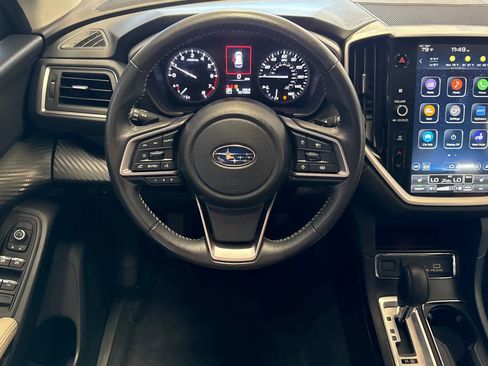 Used 2023 Subaru Ascent Premium w/ Convenience Package image 14