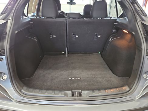 Used 2023 Nissan Kicks S image 12