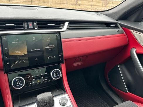 Used 2023 Jaguar F-PACE SVR AWD/4WD image 13