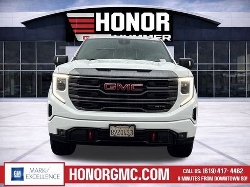 Used 2022 GMC Sierra 1500 AT4 w/ AT4 Preferred Package image 8