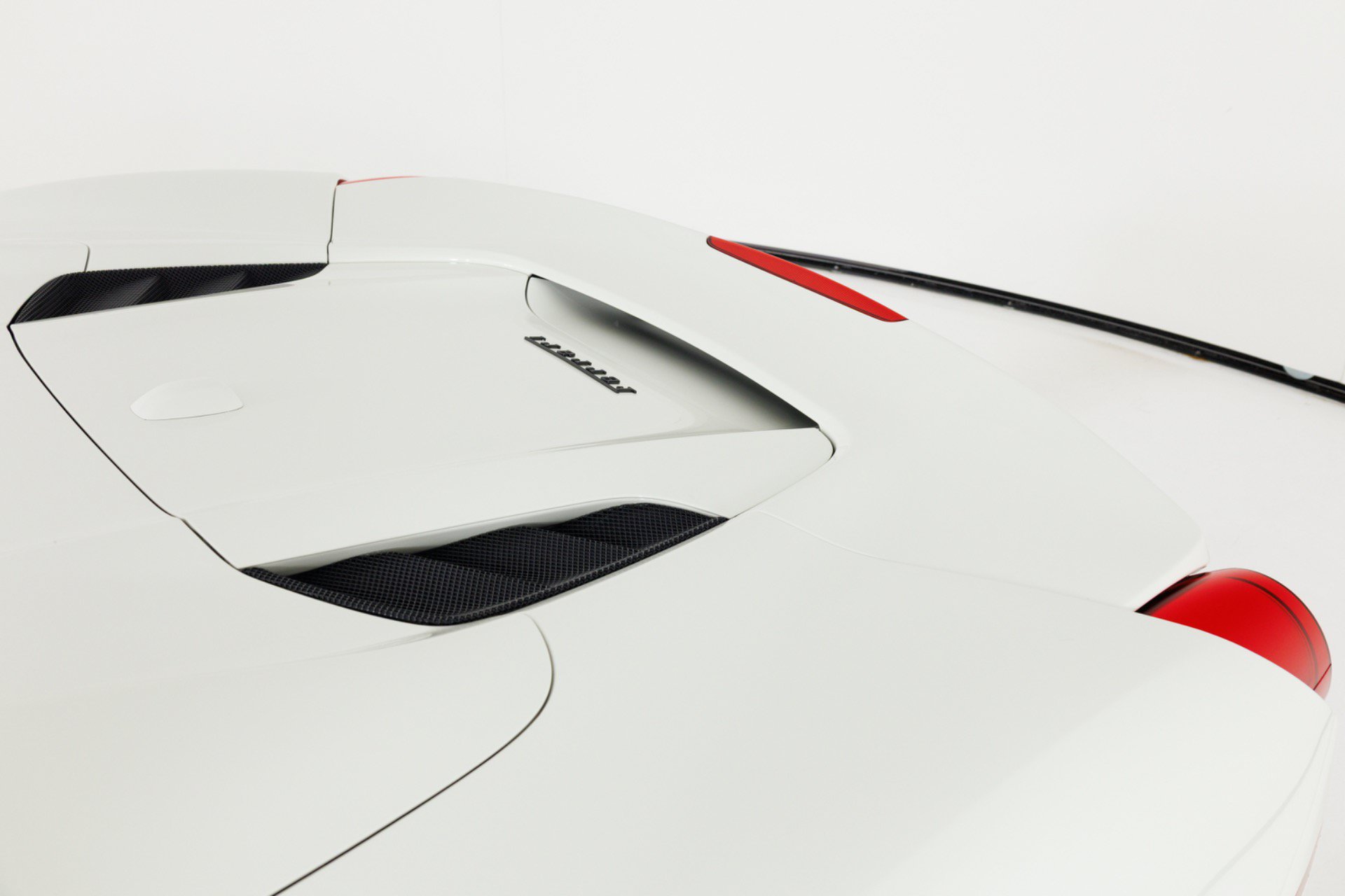 Used 2017 Ferrari 488 Spider RWD image 70