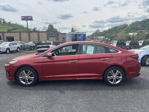 Used 2019 Hyundai Sonata Limited w/ Ultimate Package 04 FWD image 8