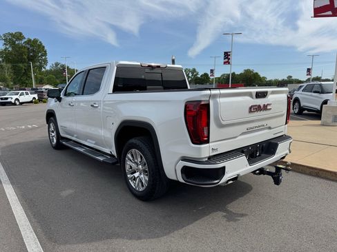 Used 2022 GMC Sierra 1500 Denali w/ Technology Package AWD/4WD image 8