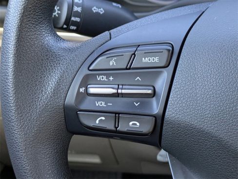 Used 2019 Hyundai Elantra SEL image 23