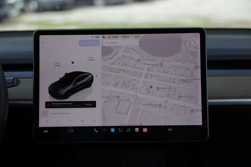 Used 2023 Tesla Model 3 Standard Range RWD image 34