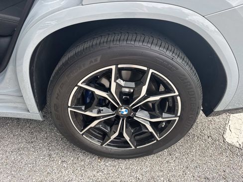 Used 2024 BMW X4 M40i image 11