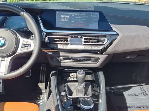 Used 2025 BMW Z4 M40i w/ Edition RWD image 29
