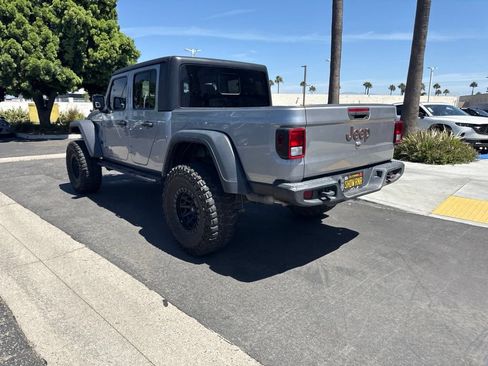 Used 2020 Jeep Gladiator Mojave AWD/4WD image 16
