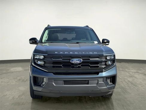 New 2025 Ford Expedition Max Active image 13