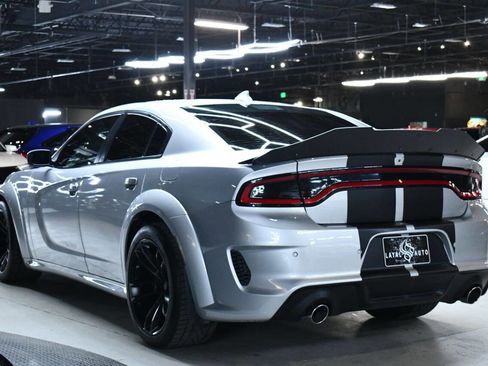 Used 2020 Dodge Charger Scat Pack RWD image 12