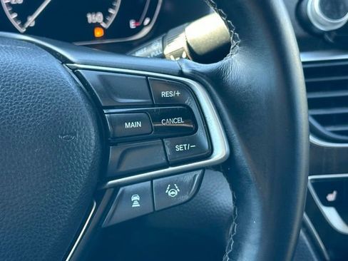 Used 2018 Honda Accord EX-L image 10