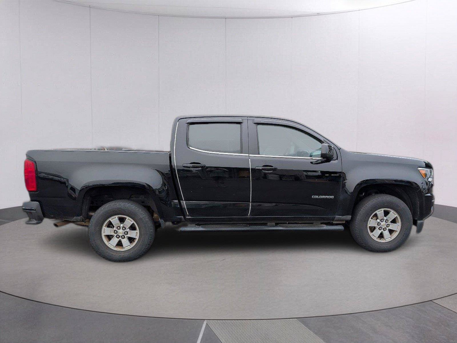 Used 2019 Chevrolet Colorado W/T w/ WT Convenience Package RWD image 8