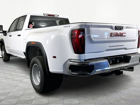 New 2026 GMC Sierra 3500 Pro w/ Convenience Package image 4