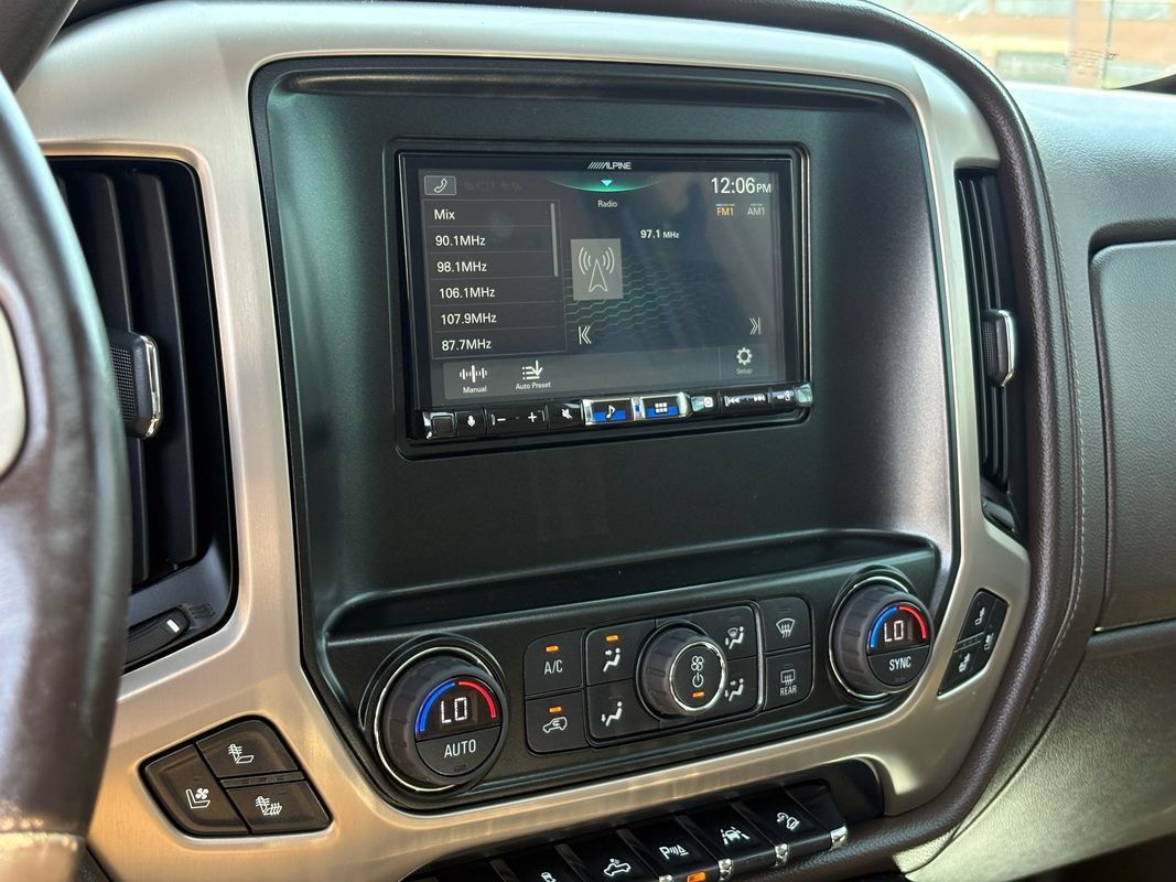 Used 2017 GMC Sierra 1500 Denali AWD/4WD image 18