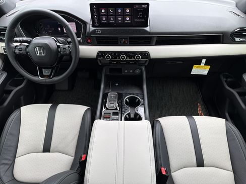 Used 2026 Honda Passport TrailSport Elite image 3