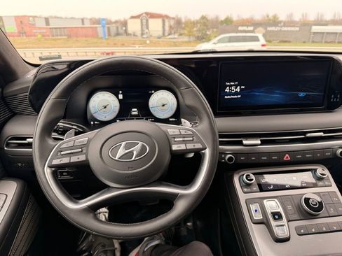 Used 2023 Hyundai Palisade Calligraphy image 15