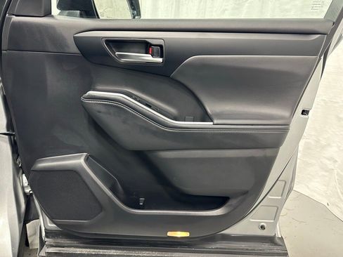 Used 2025 Toyota Highlander XSE image 60