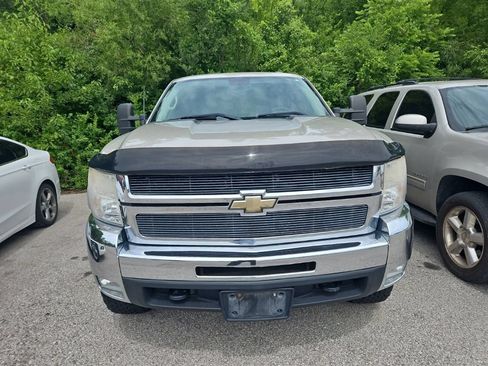 Used 2008 Chevrolet Silverado 2500 LTZ AWD/4WD image 3