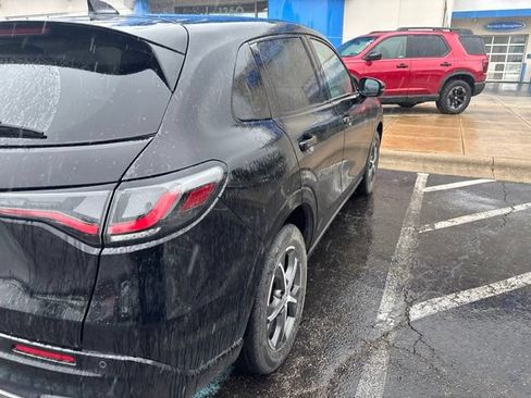 Used 2024 Honda HR-V EX-L image 4