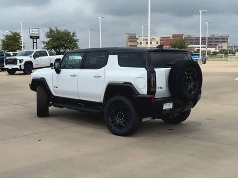 New 2025 GMC Hummer EV 2X image 2