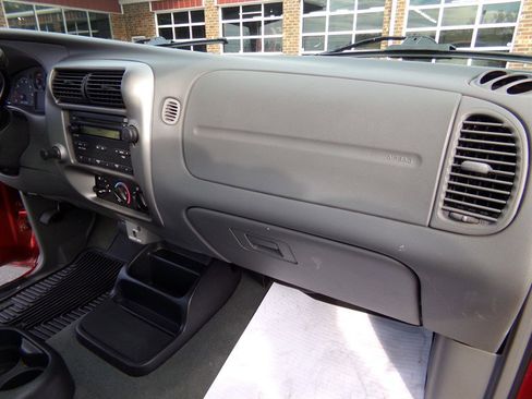 Used 2005 Ford Ranger XLT image 41