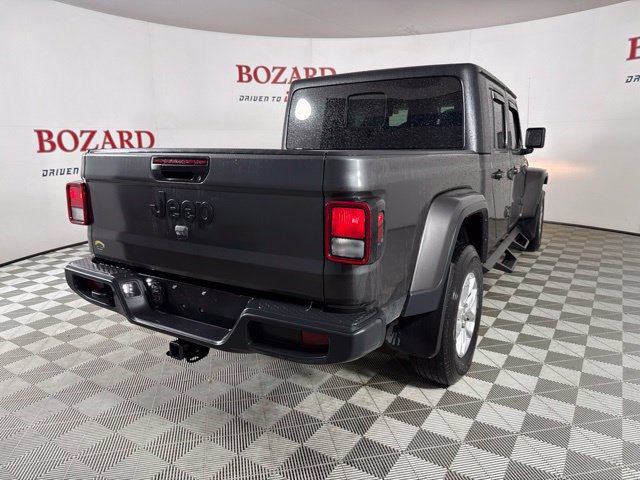 Used 2023 Jeep Gladiator Sport AWD/4WD image 11