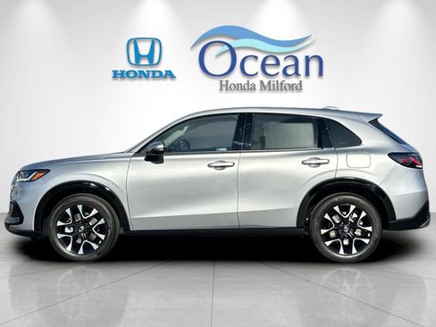 New 2026 Honda HR-V EX-L image 2