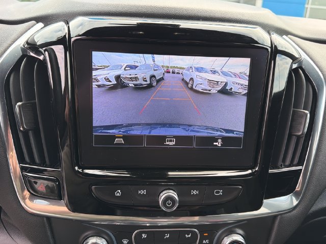Used 2023 Chevrolet Traverse LT AWD/4WD image 20
