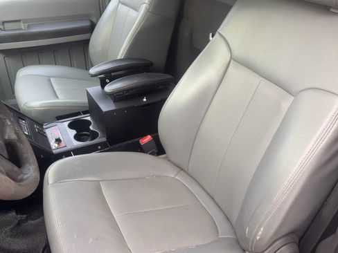 Used 2014 Ford F250 XL RWD image 13