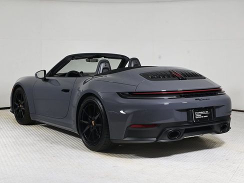 Certified 2025 Porsche 911 Carrera image 3