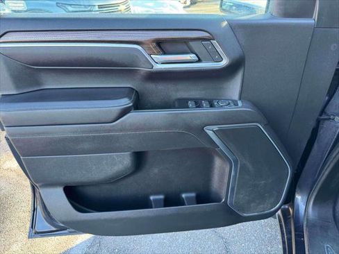 Used 2022 Chevrolet Silverado 1500 LT image 14