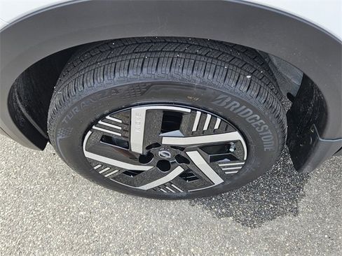 New 2026 Nissan Kicks SV image 17